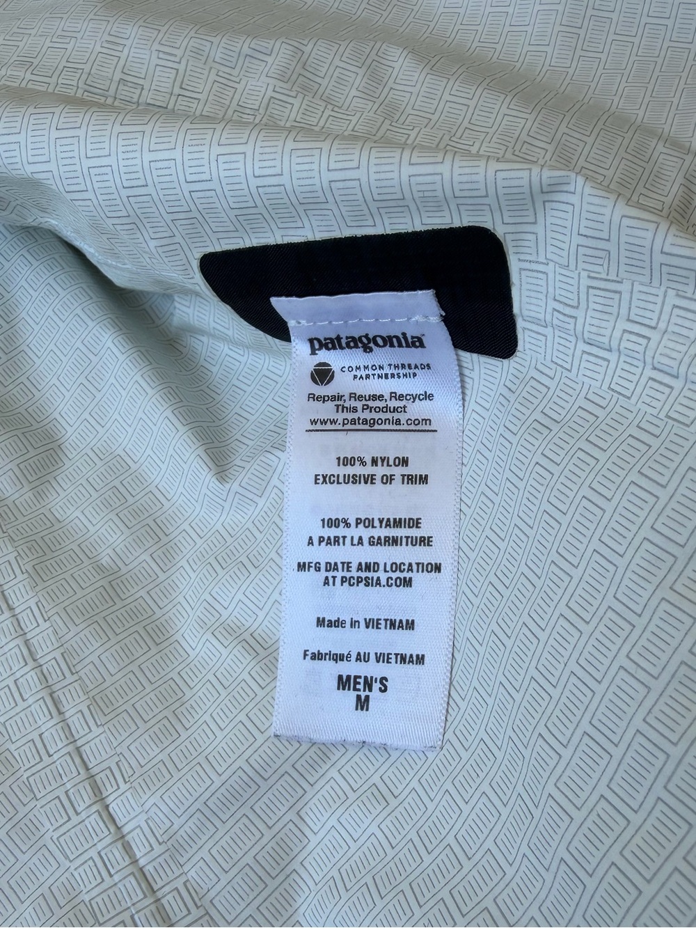 Patagonia Torrentshell 2.5L H2No Rain Jacket - Picture 13 of 16